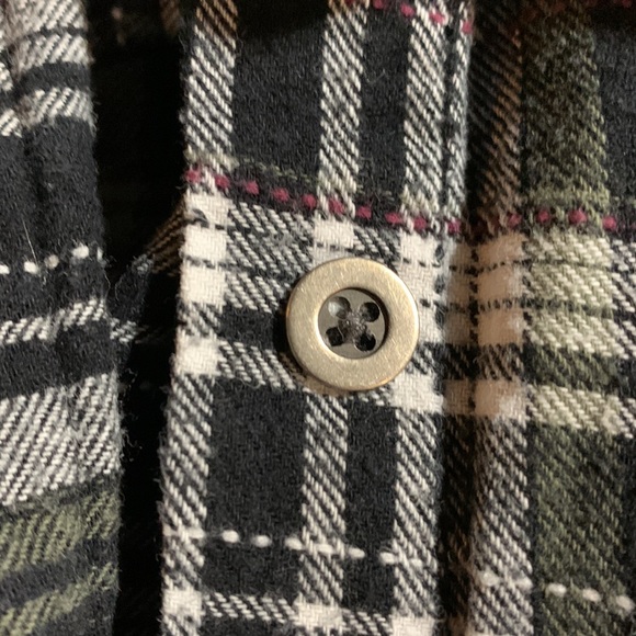 Flannel shirt - Picture 3 of 3